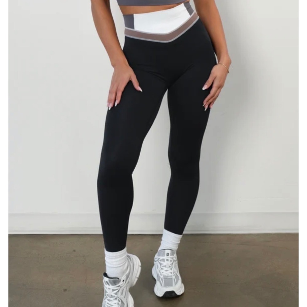 Vitality Pulse Hue Pant Moonstone Colorblock Leggings Black Small